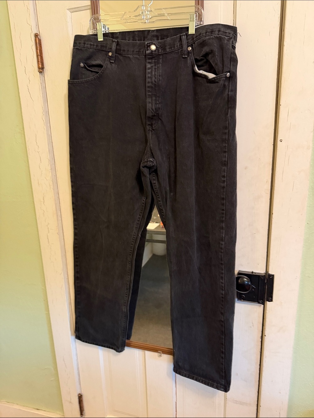 Wrangler Men's Black Straight Jeans